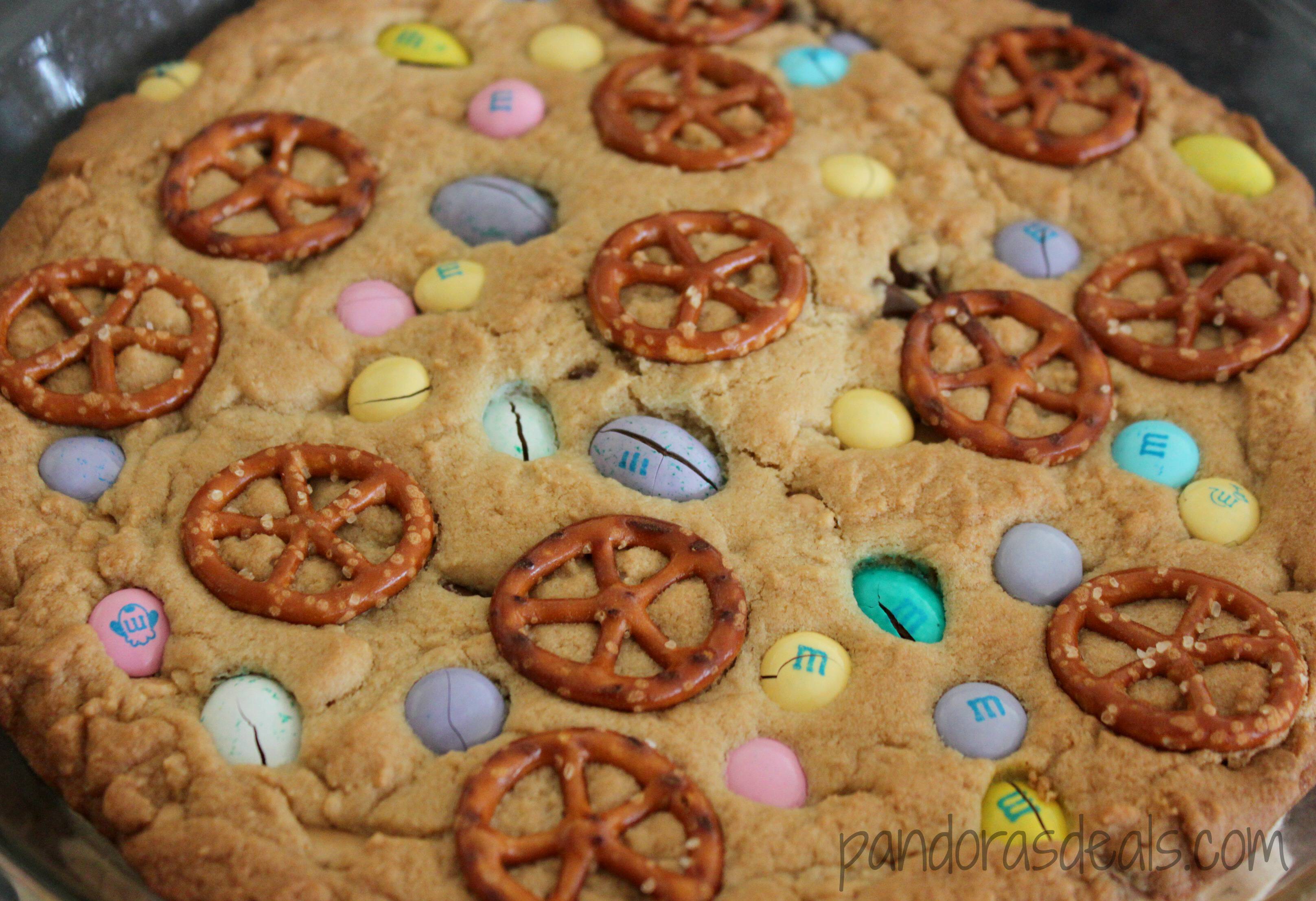 Looking for simple yet FUN Easter ideas? My kids absolutely love this dessert recipe! I love it too because it's so easy. Here's the directions to make this tasty and pretty Easter Cookie Pie.