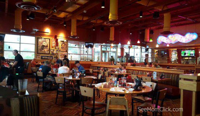 How about a delicious burger with a side of fundraising for your school? Done! Check out Red Robin’s Burgers for Better Schools program to learn more!