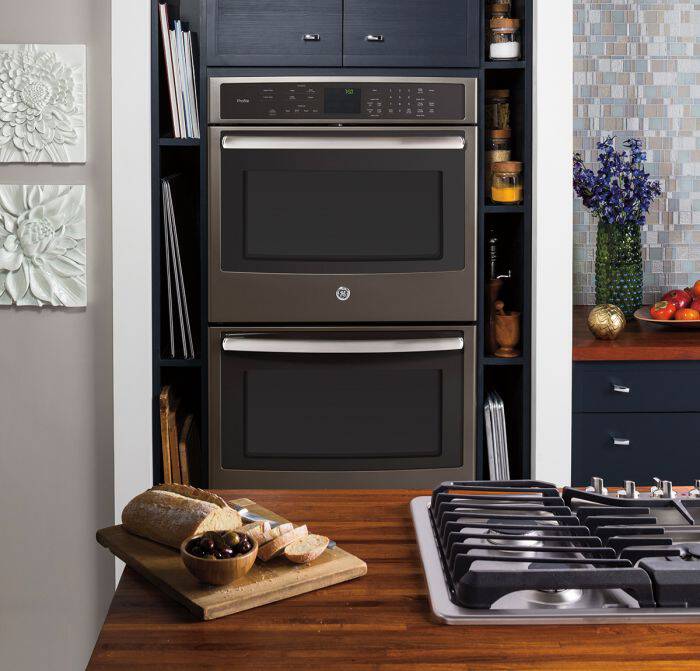 Finally! These GE Slate Finish Appliances hide all the fingerprints and smudges and give a classy, matte look you'll love in your kitchen!