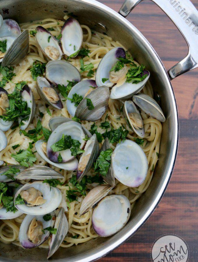 This Linguini and Clam Sauce Recipe is so delicious and full of flavor with fresh clams and just a pinch of heat. Our new favorite pasta recipe!